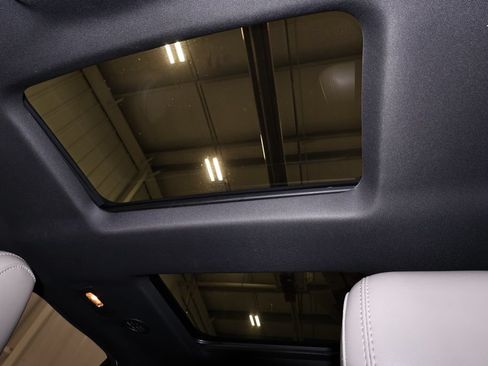 Used 2014 Ford Explorer Limited w/ Equipment Group 301A AWD/4WD image 14