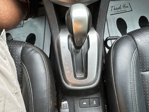Used 2017 Chevrolet Sonic Premier FWD image 25
