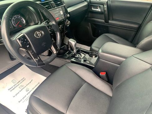 Used 2023 Toyota 4Runner TRD Off-Road Premium w/ Moonroof Package AWD/4WD image 11