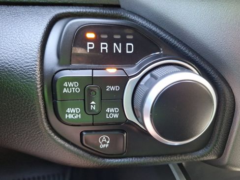 Used 2022 RAM 1500 Lone Star AWD/4WD image 25