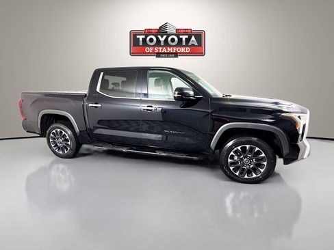 Used 2023 Toyota Tundra Limited w/ Power Package AWD/4WD image 8