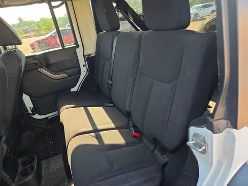 Used 2014 Jeep Wrangler Unlimited Sport w/ Quick Order Package 24S AWD/4WD image 11