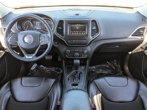 Used 2019 Jeep Cherokee Latitude Plus image 15