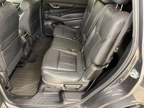 Used 2024 Subaru Ascent Limited AWD/4WD image 22