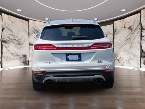 Used 2015 Lincoln MKC FWD image 7