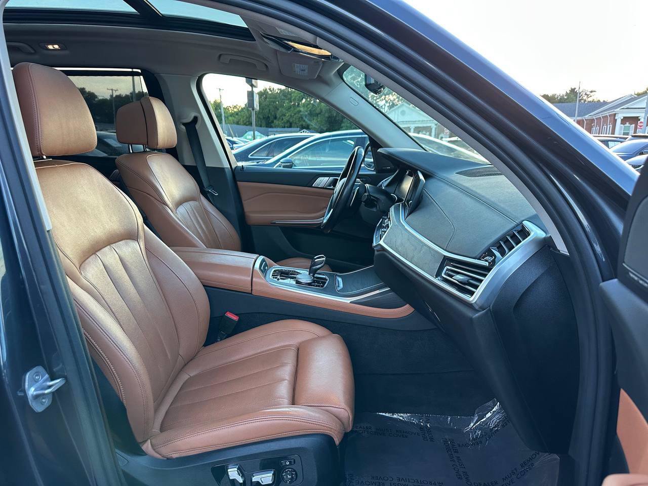 Used 2020 BMW X7 xDrive40i w/ Premium Package AWD/4WD image 31