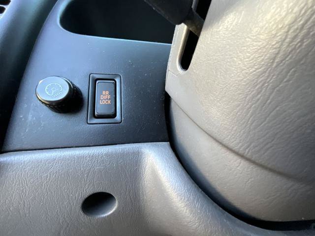 Used 2001 Toyota Tacoma PreRunner RWD image 11
