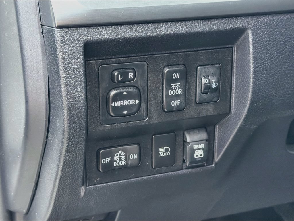 Used 2019 Toyota Tundra TRD Pro AWD/4WD image 10