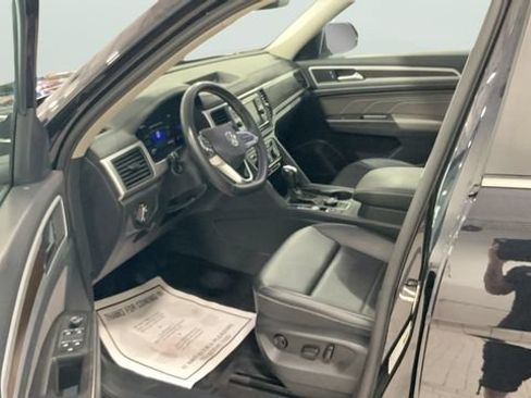 Used 2023 Volkswagen Atlas SE AWD/4WD image 25