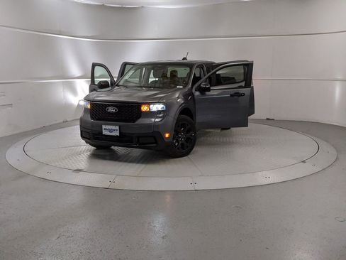 New 2026 Ford Maverick XLT w/ XLT Luxury Package image 12