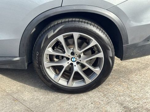 Used 2025 BMW X5 xDrive40i AWD/4WD image 5
