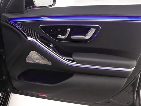 Certified 2022 Mercedes-Benz S 500 4MATIC image 24