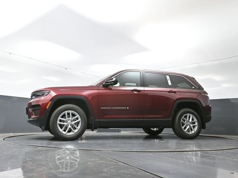New 2025 Jeep Grand Cherokee Laredo X w/ Luxury Tech Group I image 52