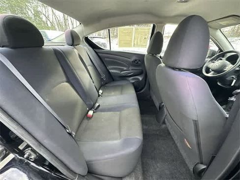 Used 2012 Nissan Versa SV image 17