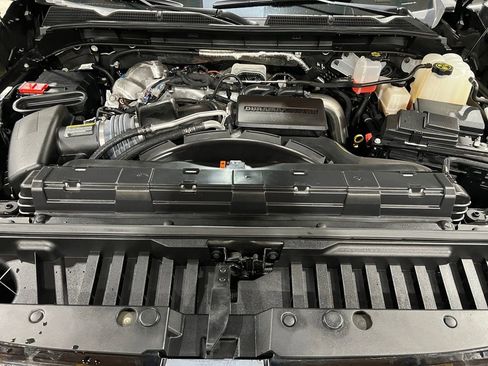 Used 2024 GMC Sierra 3500 Denali Ultimate AWD/4WD image 45