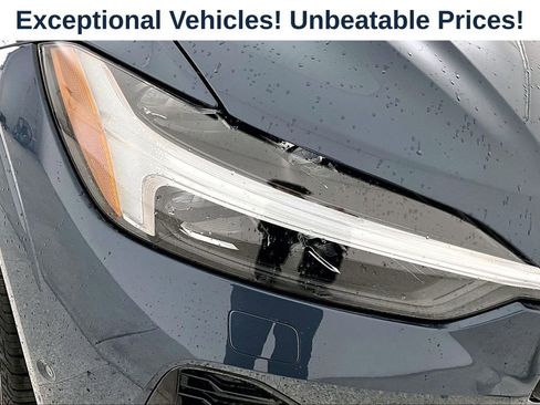 New 2026 Volvo XC60 B5 Plus w/ Protection Package Premier AWD/4WD image 36