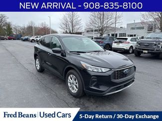 Used 2024 Ford Escape Active video 1