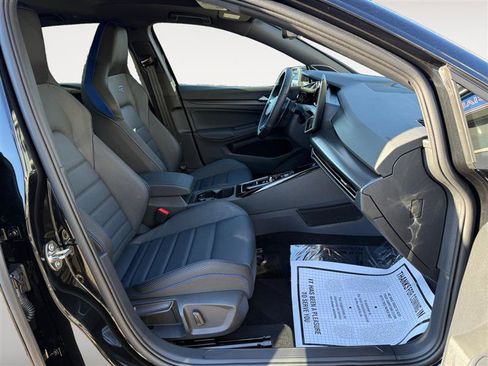 Used 2025 Volkswagen Golf R Black Edition image 16