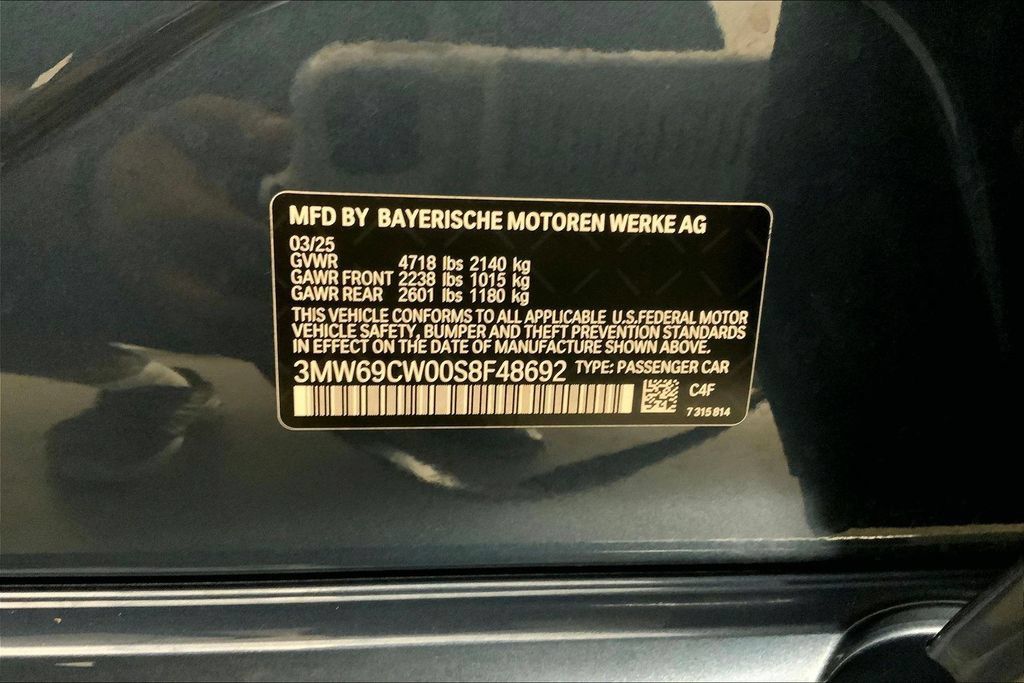 Certified 2025 BMW 330i Sedan RWD image 31