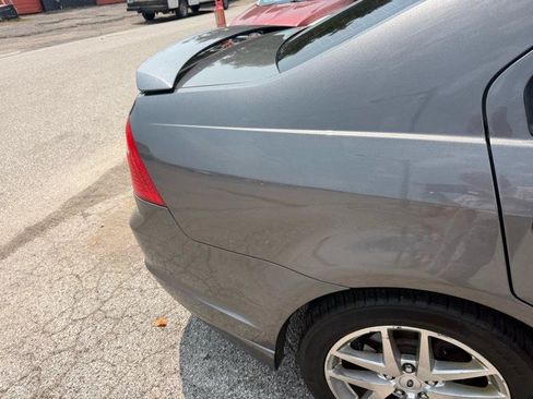 Used 2010 Ford Fusion SEL FWD image 7