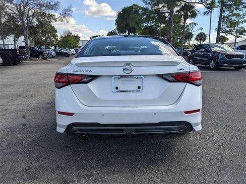 Used 2021 Nissan Sentra SR w/ SR Premium Package image 5