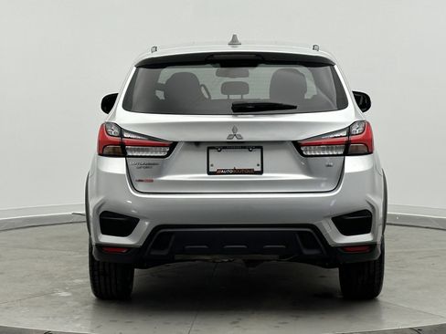 Used 2021 Mitsubishi Outlander Sport SE image 6