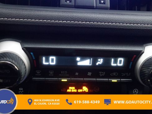 Used 2023 Toyota RAV4 XLE Premium FWD image 24
