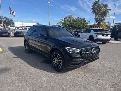 Used 2021 Mercedes-Benz GLC 300 image 1
