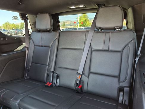 Used 2021 Chevrolet Tahoe RST w/ Luxury Package AWD/4WD image 35