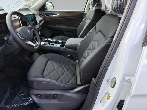 New 2026 Volkswagen Atlas SE image 15