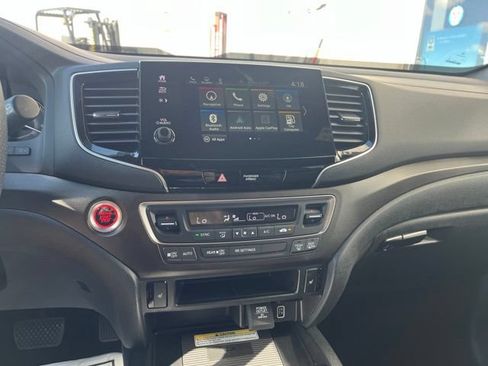 Used 2023 Honda Passport TrailSport image 15