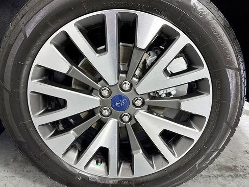 Used 2020 Ford Escape Titanium w/ Titanium Premium Package 2.0 image 32