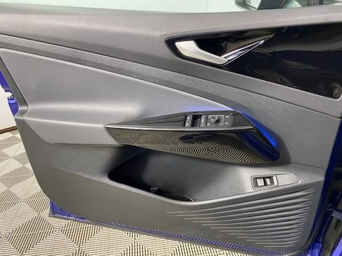 Used 2022 Volkswagen ID.4 Pro S image 19