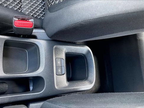 Used 2023 Nissan Versa S FWD image 26