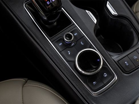 Used 2023 Cadillac XT4 Luxury image 25