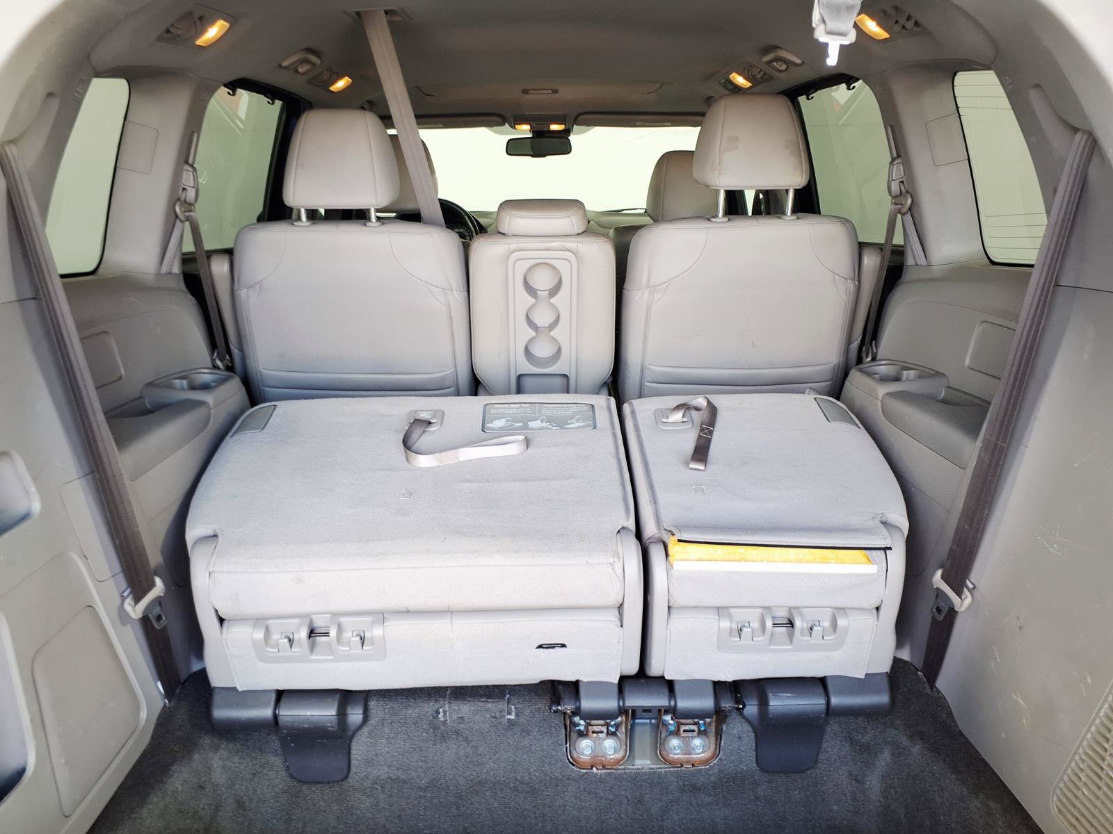 Used 2014 Honda Odyssey EX-L image 8