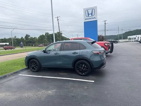 Used 2024 Honda HR-V Sport image 2