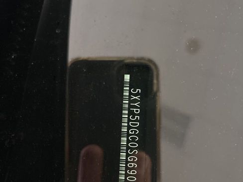 Used 2025 Kia Telluride SX Prestige X-Line image 2