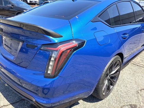 Used 2022 Cadillac CT5 V Blackwing w/ Carbon Fiber Package 2 RWD image 19