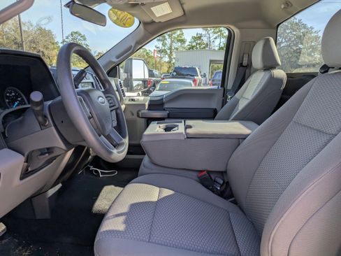 Used 2022 Ford F350 XLT w/ XLT Value Package image 16