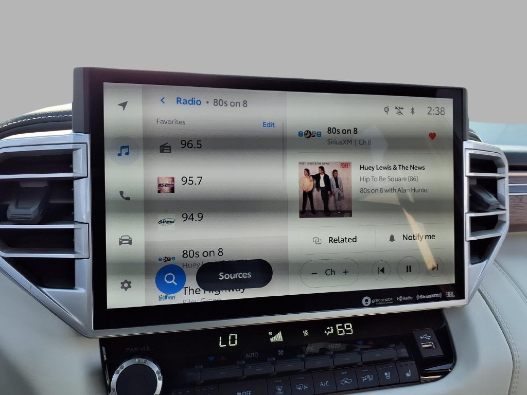 Used 2024 Toyota Tundra Capstone AWD/4WD image 7