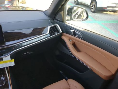 New 2026 BMW X7 xDrive40i w/ Executive Package image 17