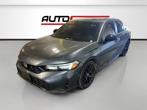 Used 2025 Honda Civic Sport image 3