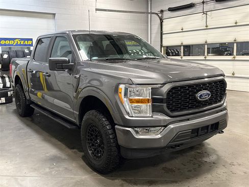 Used 2022 Ford F150 XL w/ STX Appearance Package image 3