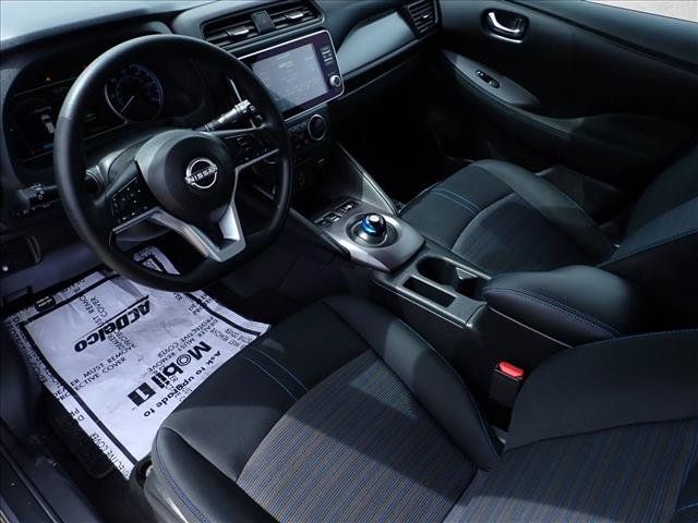 Used 2025 Nissan Leaf S FWD image 11