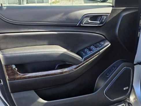 Used 2020 Chevrolet Tahoe LT image 8