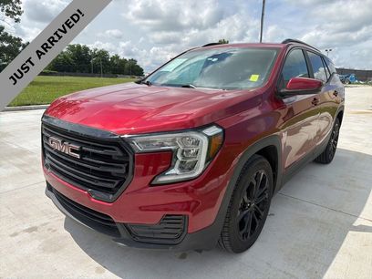 Used 2022 GMC Terrain SLE w/ Driver Convenience Package