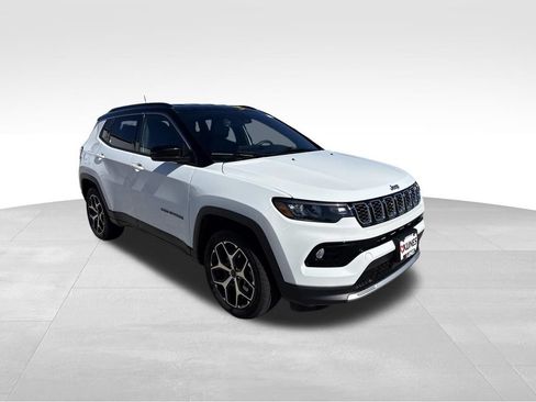 Used 2025 Jeep Compass Limited AWD/4WD image 12
