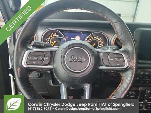 Used 2023 Jeep Gladiator Mojave w/ Cold Weather Group image 13
