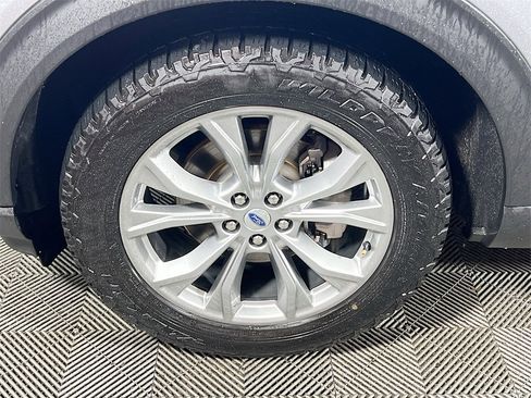 Used 2023 Ford Explorer Limited image 27